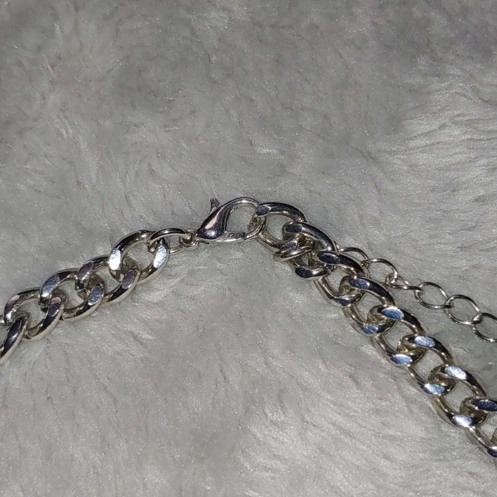 Necklace - Picture 3 of 3